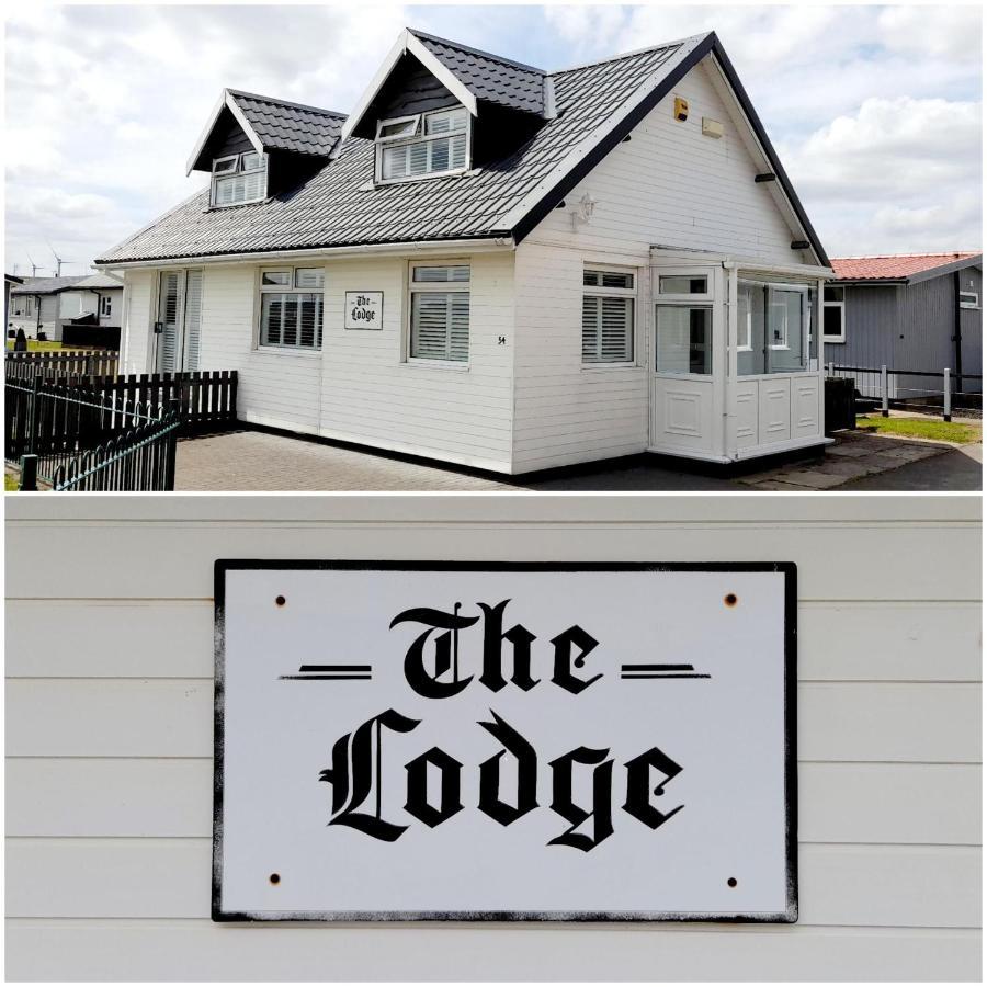 Stunning Two Storey Spacious Chalet Villa Bridlington Exterior photo